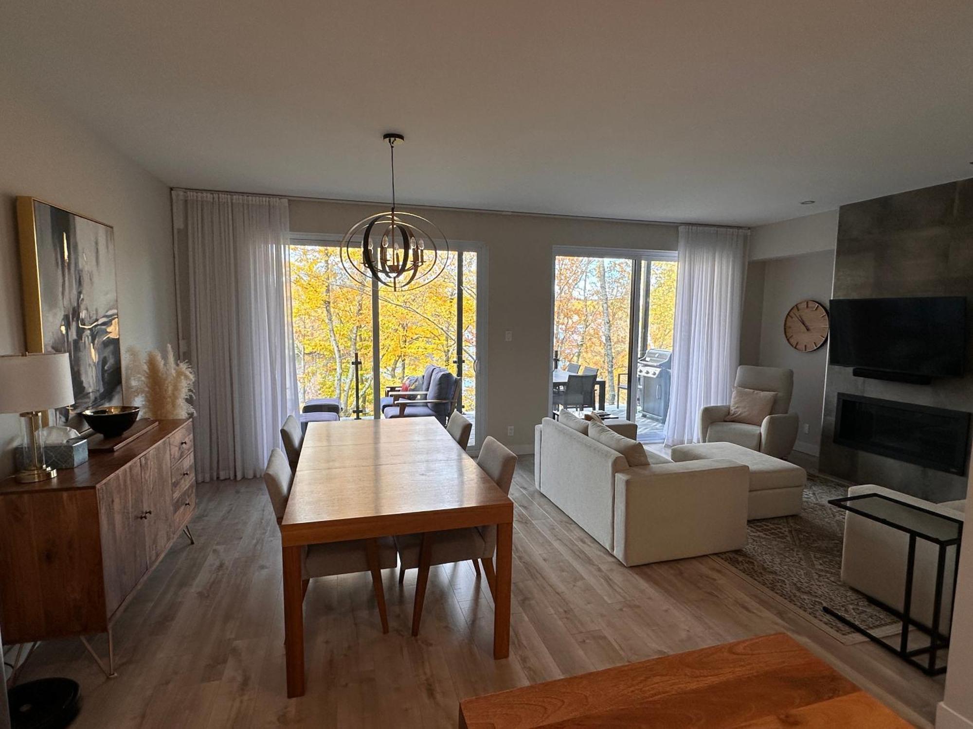Le Riverain - Condo Neuf Au Bord De L'Eau Shawinigan Exterior photo